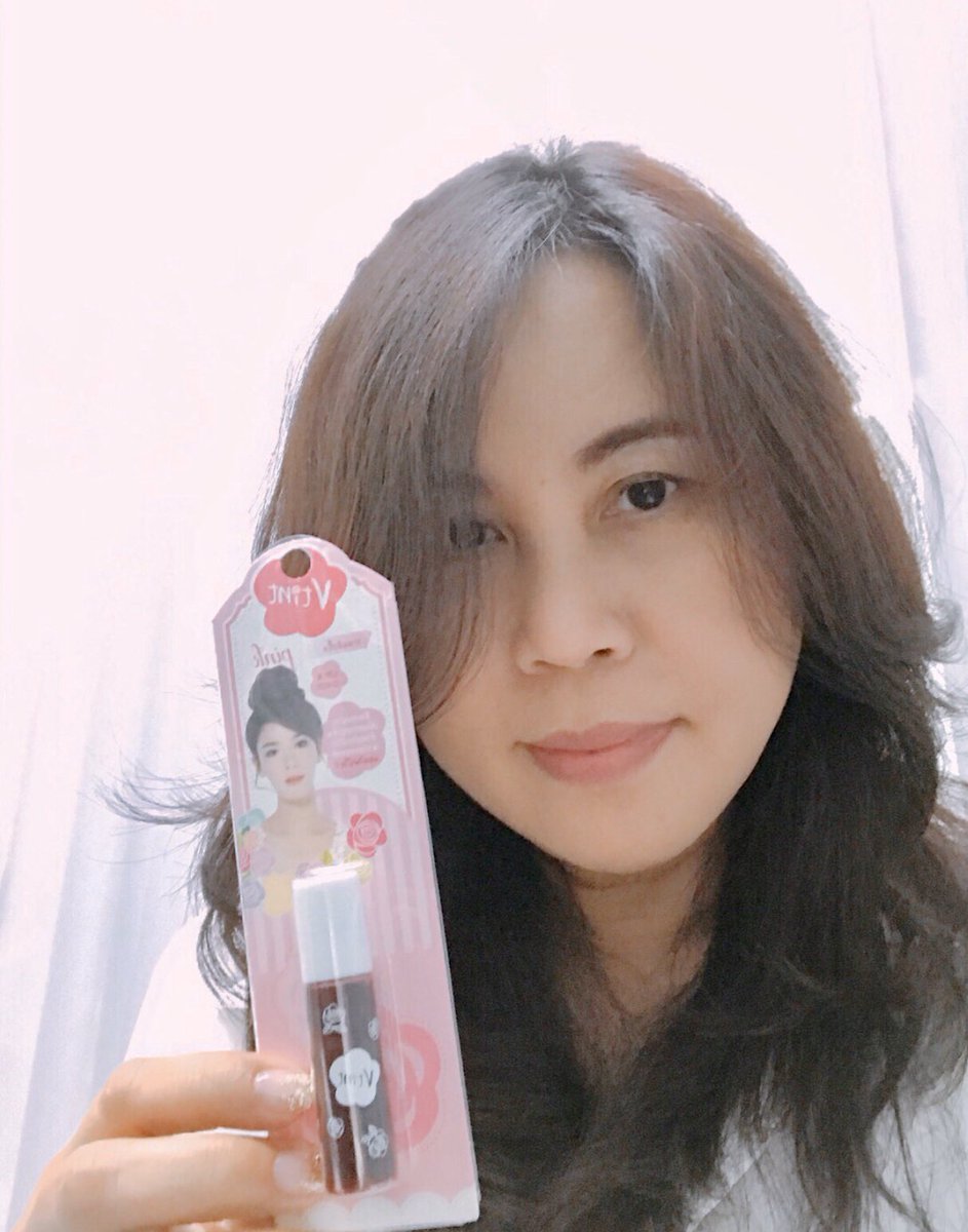 katesonthichai's tweet photo. Vtint ใช้ดีใช้ง่าย ของดีมีขายใน7-11 #vtint #ของดีในเซเว่น @wannarotvill https://t.co/c1CfNvBmuh