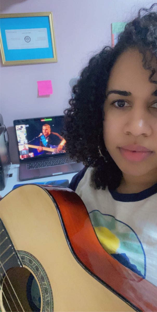 FelishaLaurent's tweet photo. #quarantineconcerts #seltzersessions Just playing a little something with Aventura for the family. @Aventura @budlight https://t.co/EoNhqVn7b9