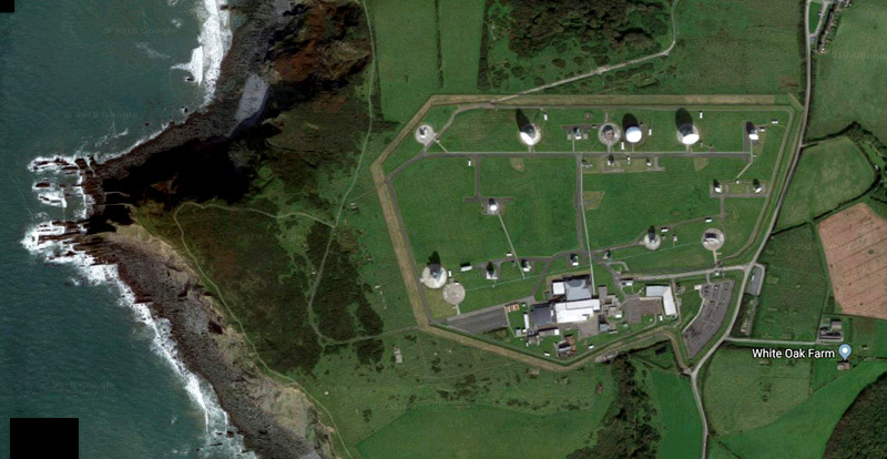 9. This is the GCHQ/CSO Morwenstow station in Cornwall, England:shared by the GCHQ and NSA.the NSA pays the bills.$20 Million in 2010.to better spy on Trump and Flynn  @GenFlynn .