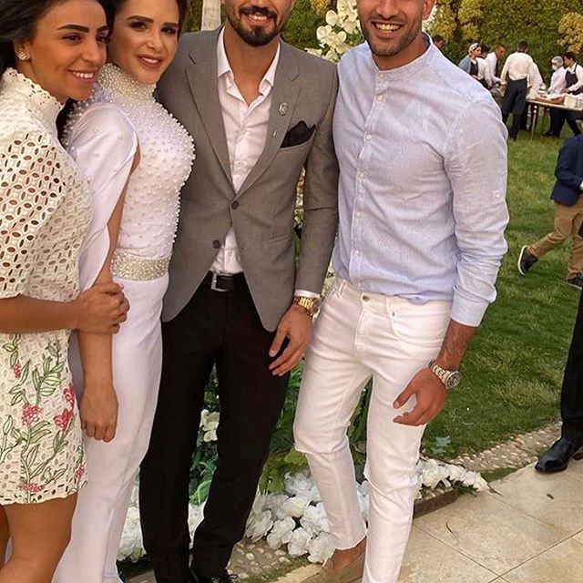 عقد قرأن المذيعة المدريدية والاهلاوية الجميلة شيما صابر على لاعب انبى الاهلاوى رامى صبرى
#مبروك_للقمر_شيما_صابر_والنجم_رامى_صبرى 👑 ❤️💪😍😘💘💞💖💎🌹🌷