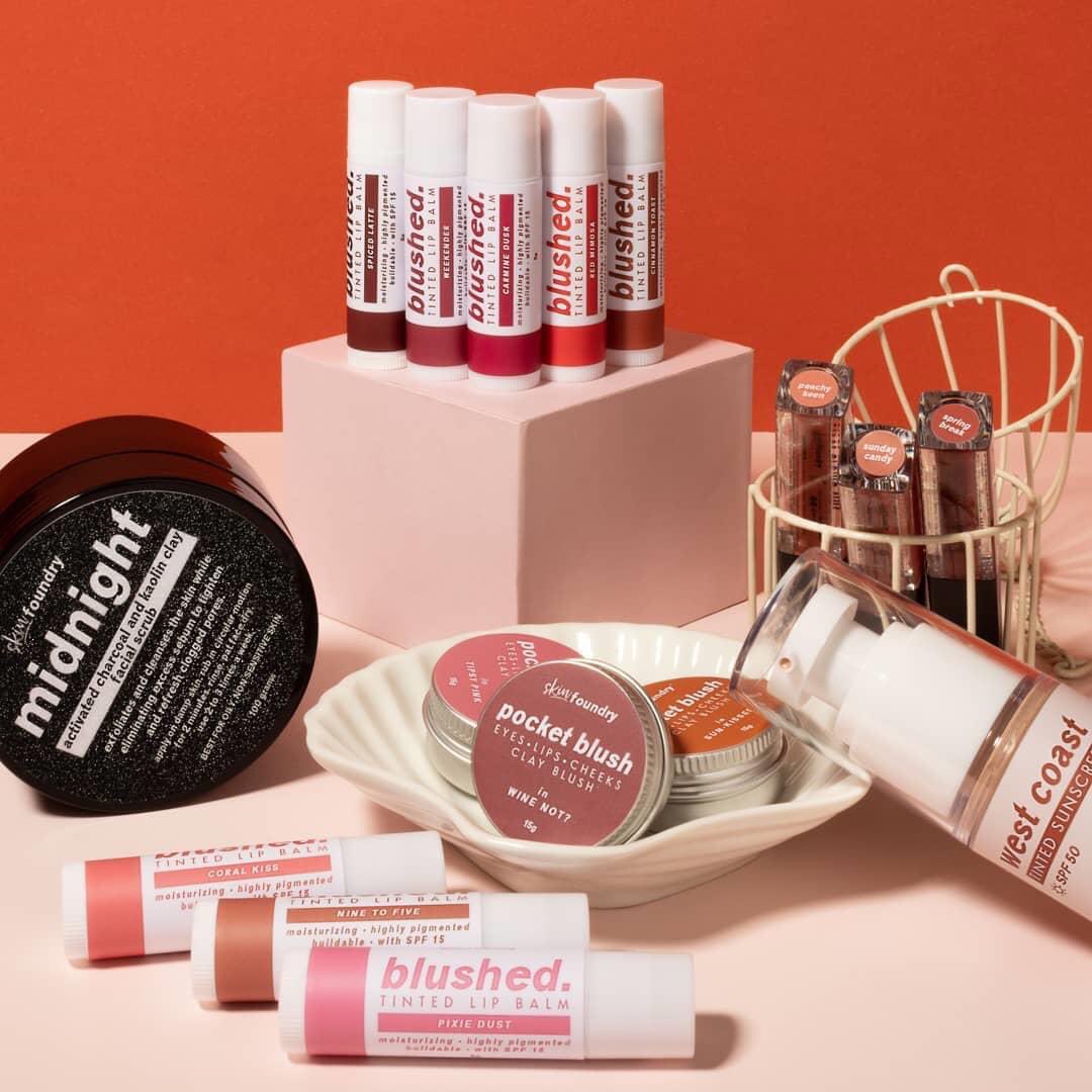 FlauntPh's tweet photo. Preview including Skin Foundry on their article: 10 Multi-Use Products from Loval Brands for your Minimal Makeup Looks. Check out their products now! Also available now at @FlauntPh and can be delivered within the day for Metro Manila. β¨
#SkinFoundry #Flaunt https://t.co/QP1RYTh2h9