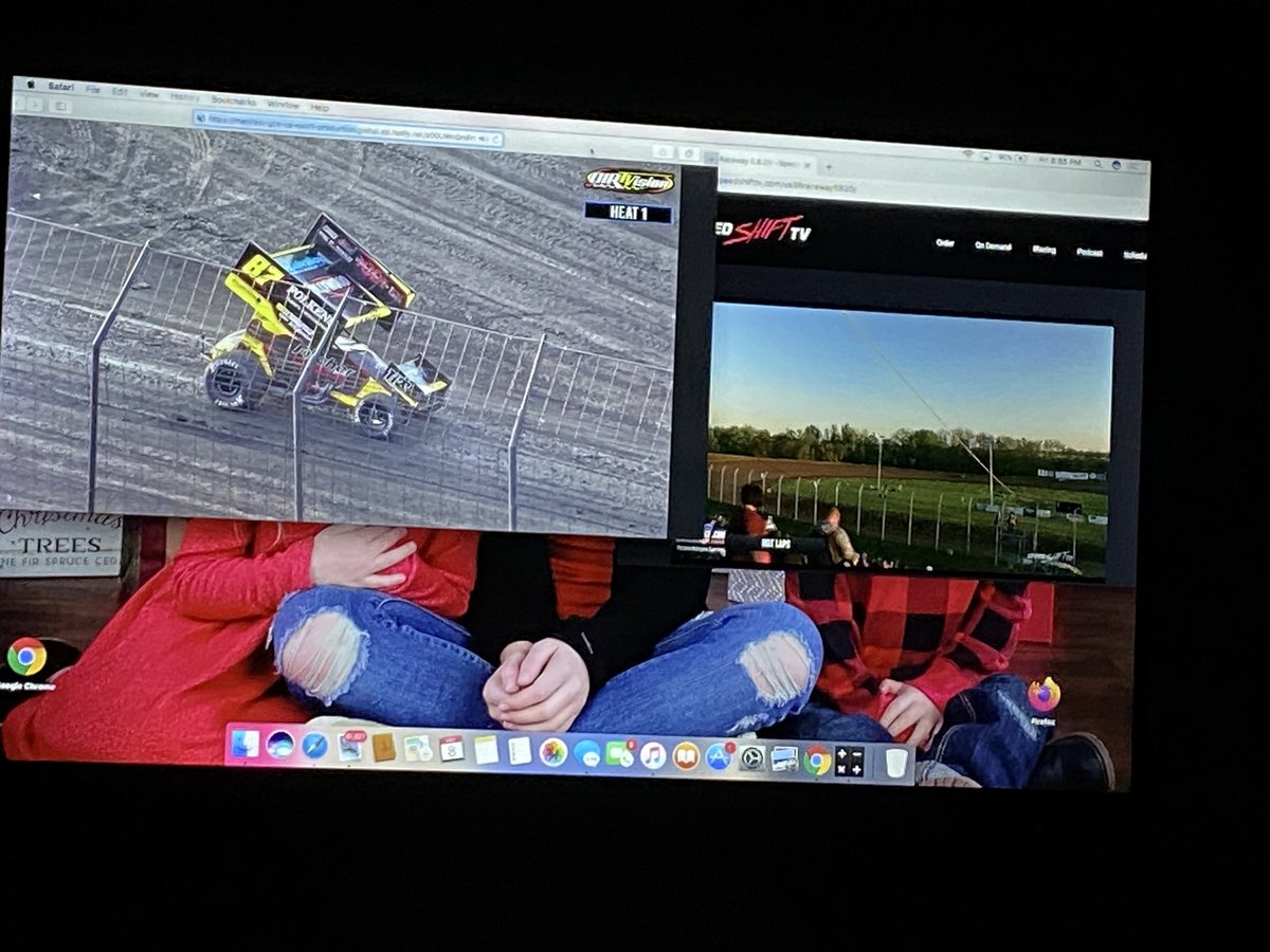 Courtie33's tweet photo. Cheering on @Rico_Abreu  @ZearfossRacing and @LSchuchart1s @knoxvilleraces on @dirtvision and cheering on Jake @US36raceway on @SpeedShiftTV!!!!! @NosEnergyDrink #hopingforwarmthandracing #reppinPA #itssnowinginPA #readytoeatdirt https://t.co/WkGnvak8yb