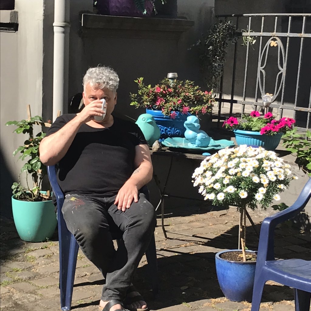 AtelierAlteBro1's tweet photo. Ein schönes #Wochenende aus der #altebrotfabrikbeeck #Duisburg Genießt die freie Zeit und nehmt die freien Räume, die ihr braucht. #bleibtgesund #cyrusoverbeck #kaffee #gutenmorgen Die #Kunst frühstückt. https://t.co/VAAoJIPeej