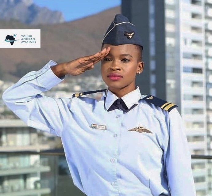AfricanAviators's tweet photo. Today (Saturday 9th) at 4:30PM IG Live we interview @wingedspanner  - South African Airforce Pilot 👩🏽‍✈️🇿🇦 
#AfricanAviatorTalk https://t.co/Wkmzl0fL8M
