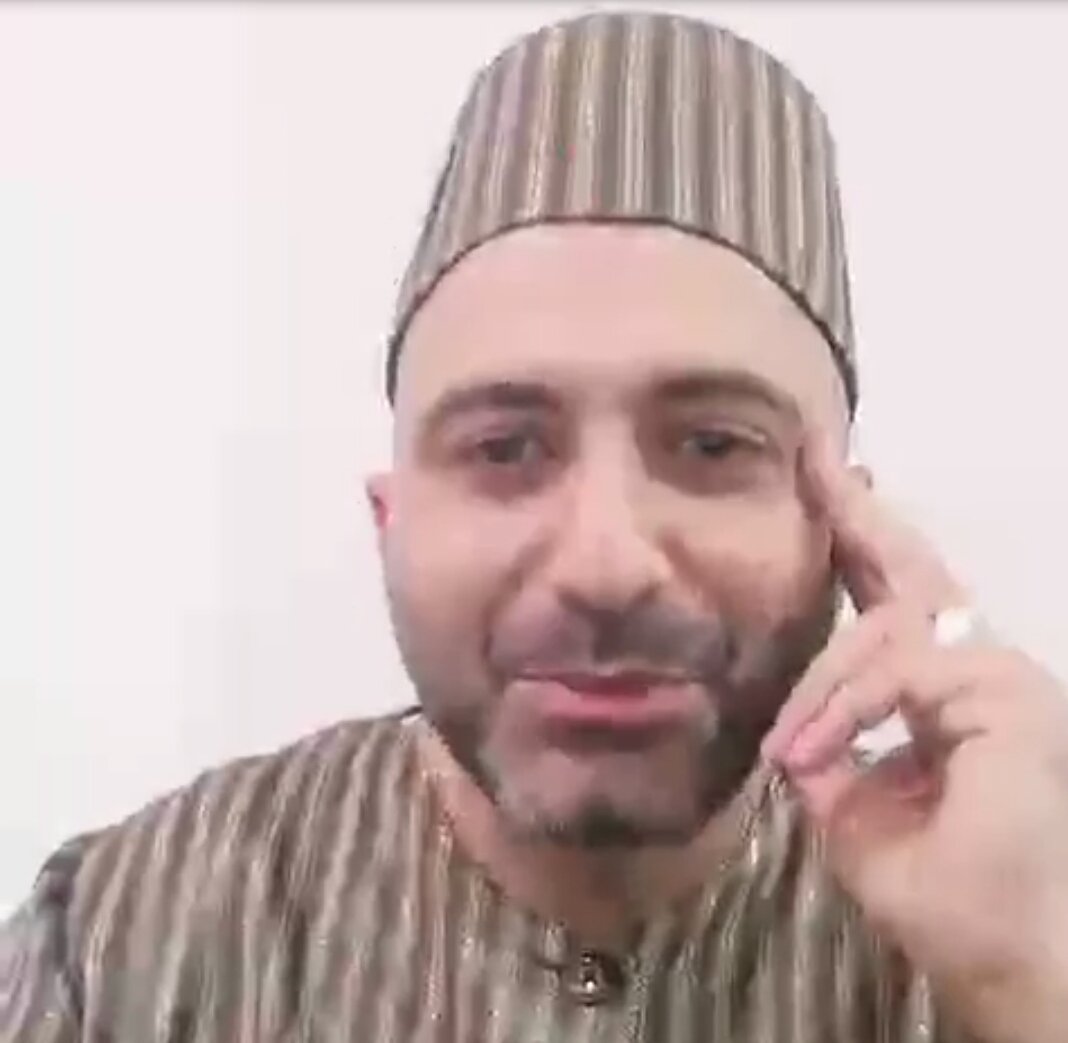 NicolasBeyrouth's tweet photo. #CultureChezNous #IFLiban
#Lamédiathèqueàlamaison
C'était en direct avec le conteur @Hakawatikhaled
Prochain rendez-vous vendredi 22 mai à 16h
https://t.co/LSrzdwYUiL https://t.co/eXhNFitK5f