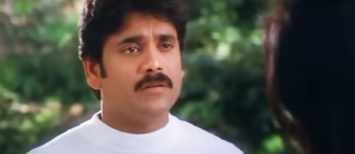 Aaryaprasad's tweet image. Preminchu kovadaniki iddaru Vyakthulu Chalu Bhanu..
Kani Pelli chesukovadaniki rendu Kutumbhalu Kavali 
One of My Fav Scene,Dialogue in #Santhosham 
@iamnagarjuna @shriya1109 ♥♥
#18YearsForBBSanthosham