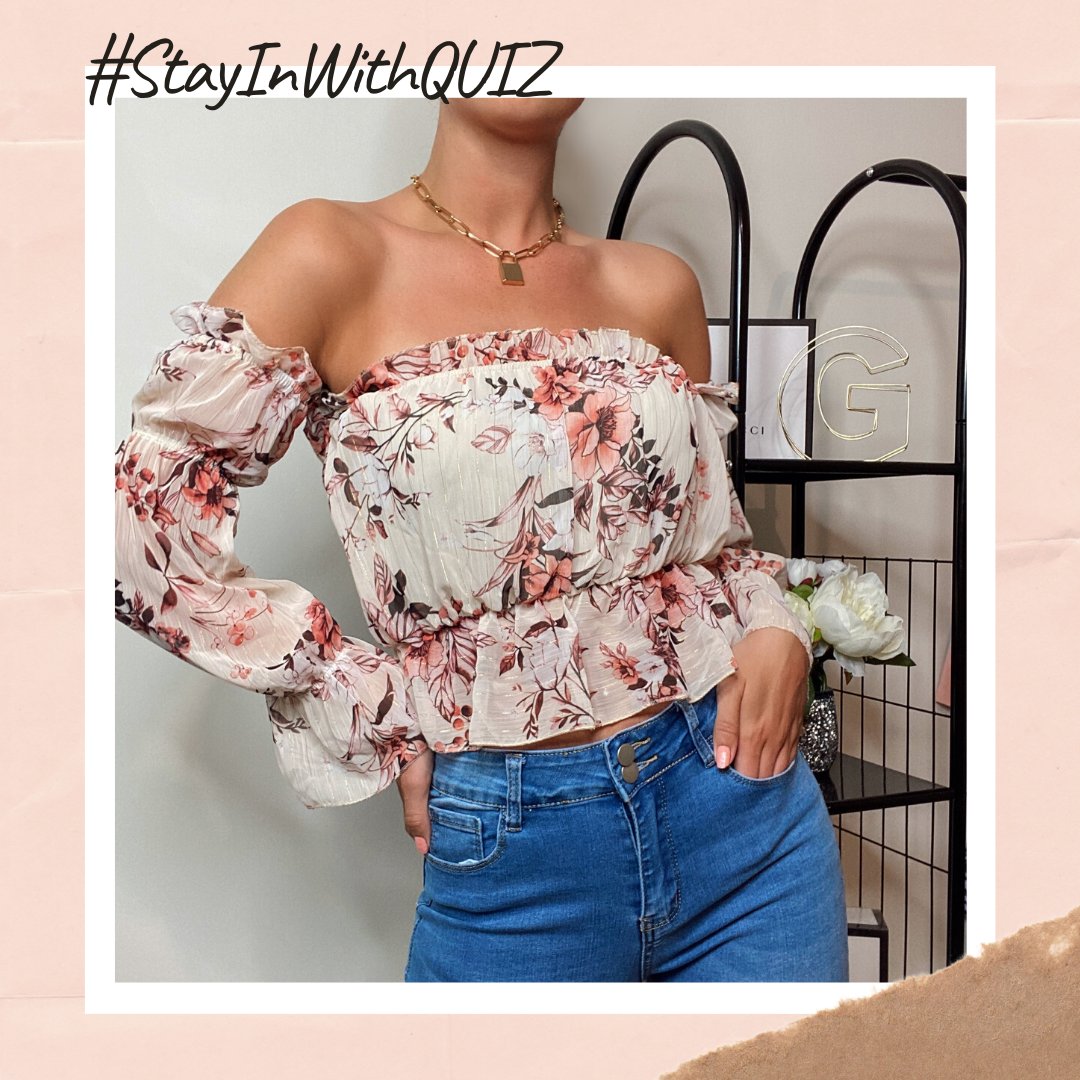 quizclothing's tweet photo. Wanna #WIN whilst you're staying in?! πΊπΈ All you've got to do to enter is like this post, RT and comment #StayInWithQUIZ below for the chance to win an outfit of your choice... good luck Q U E E N S ππ
Photo credit: https://t.co/IhiWFxcm6n
Shop QUIZ > https://t.co/s6xgjBqGTX https://t.co/63FHUl5YId