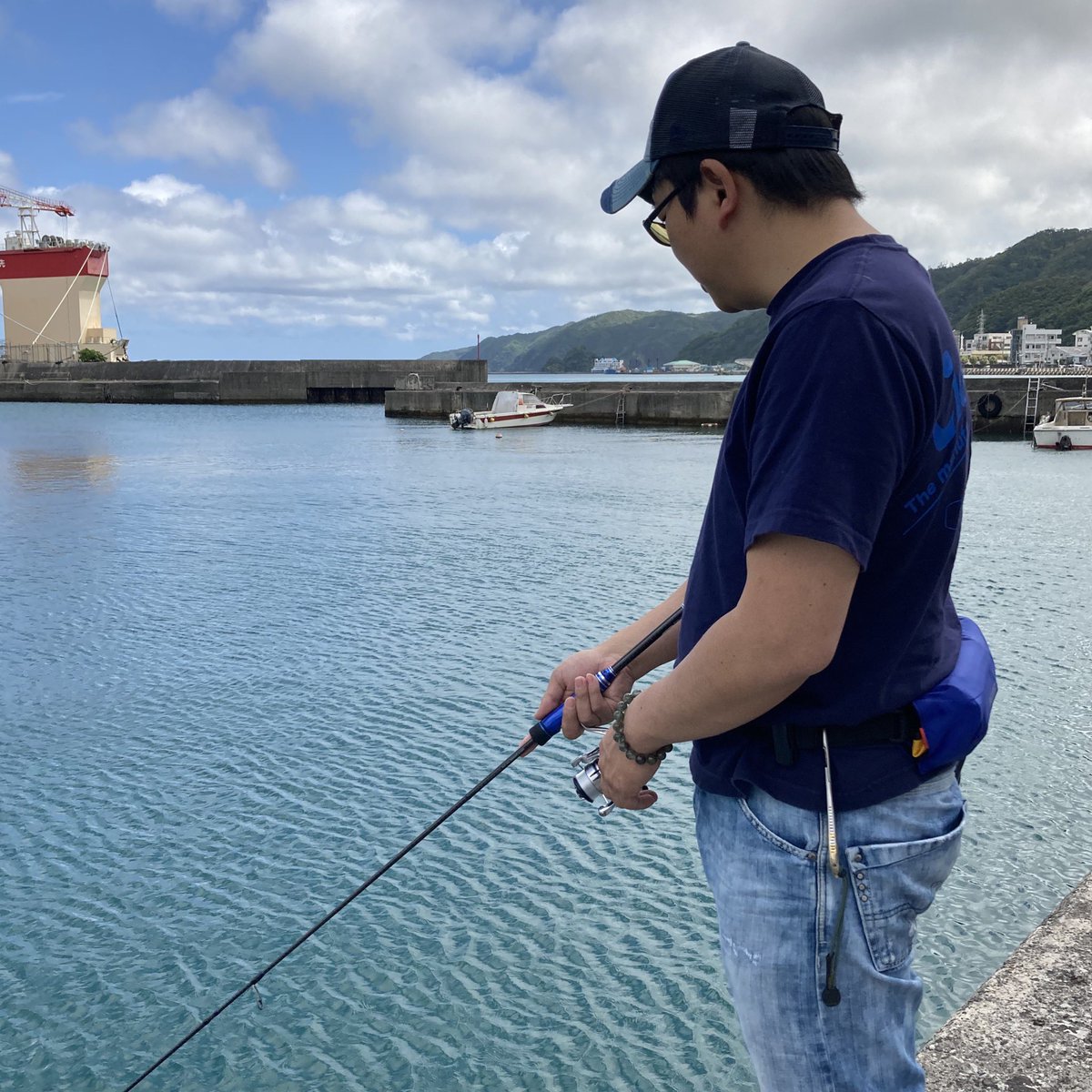 Toshi アジング クリアブルー 快晴 気持ちいい天気 新作ハードルアーのスイムチェック いい感じ 魚も集まります 少し不満もあるので 修正が楽しみです アジング Ajing クリアブルー Clearblue ライトゲーム Lightgame アジ釣り