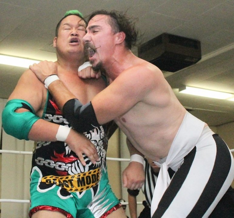 shutterpoint3's tweet photo. @tylerbateman666 vs @tachimukau_irie for the @bartaws Heavyweight Championship from #LadiesNight2 is an underrated gem that is really worth hunting down! Often up on #AWS Promotions eBay. https://t.co/BoPFAtNCHZ
