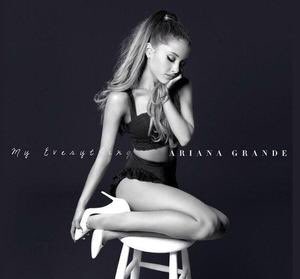 julziejuice's tweet photo. Who would win in a Stool-Off, Chris Fleming or Ariana Grande https://t.co/KZAkz0O8QR