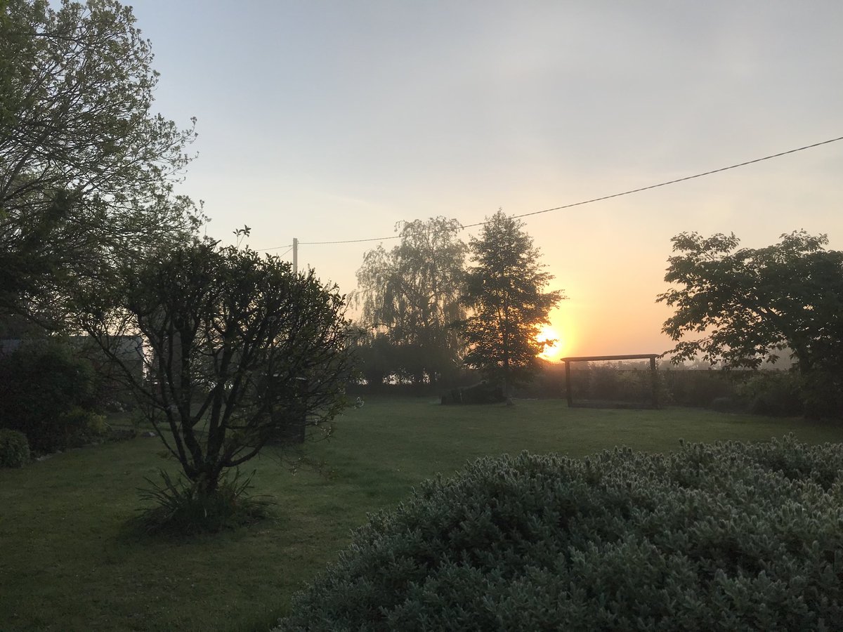 ___justjaq's tweet photo. #pietahouse #DIL2020 #DarknessIntoLight #Hope https://t.co/w5f4JD7cNF