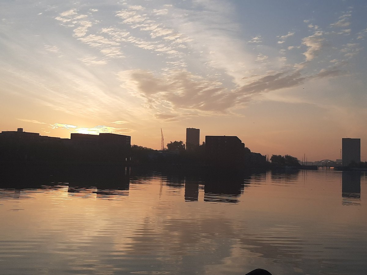 GalleryPR2's tweet photo. Goedemorgen https://t.co/6KYE41hCfw