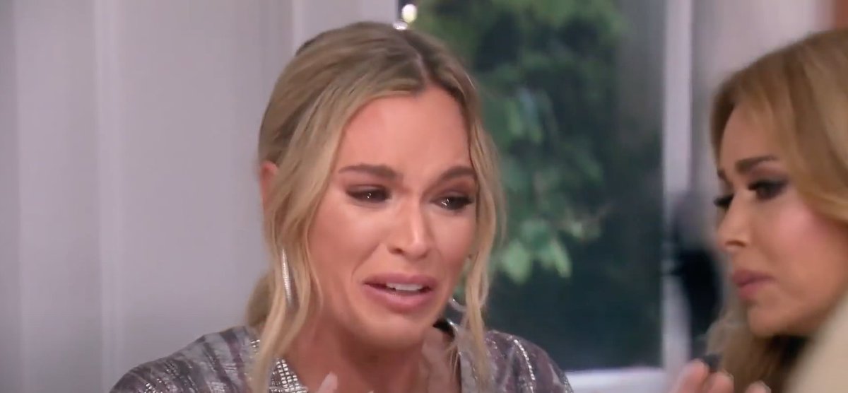 19. Teddi Mellencamp (Seasons 8-10 Wife) Viewed by fans as “the most boring wife", I feel Teddi is somebody who's nice/inoffensive in real life but truth is she's not cut-throat enough for reality TV. Although she deserves some credit for helping take down Vandercunt*.  #RHOBH