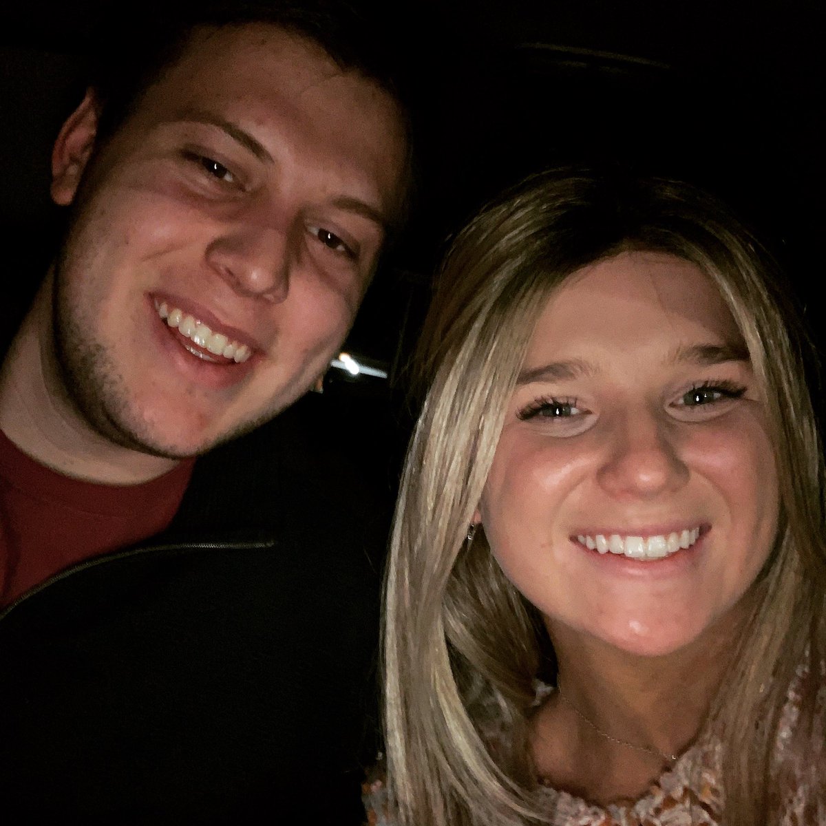 MartinMatt14's tweet photo. Happy 20th birthday to my favorite persons in the world❤️ @meganhugenberg you are the best 😂❤️❤️ https://t.co/kFD9yv2GVm