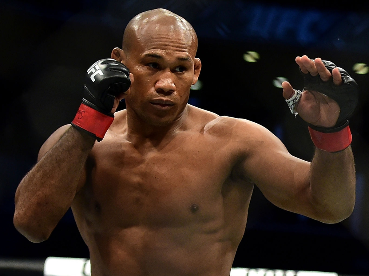 toisports's tweet photo. #RonaldoSouza's positive #coronavirus test puts #UFC return in a tight spot
READ: https://t.co/EOA5Knc1yS
#CautionYesPanicNo #COVID19 https://t.co/SB0BcWr0W5