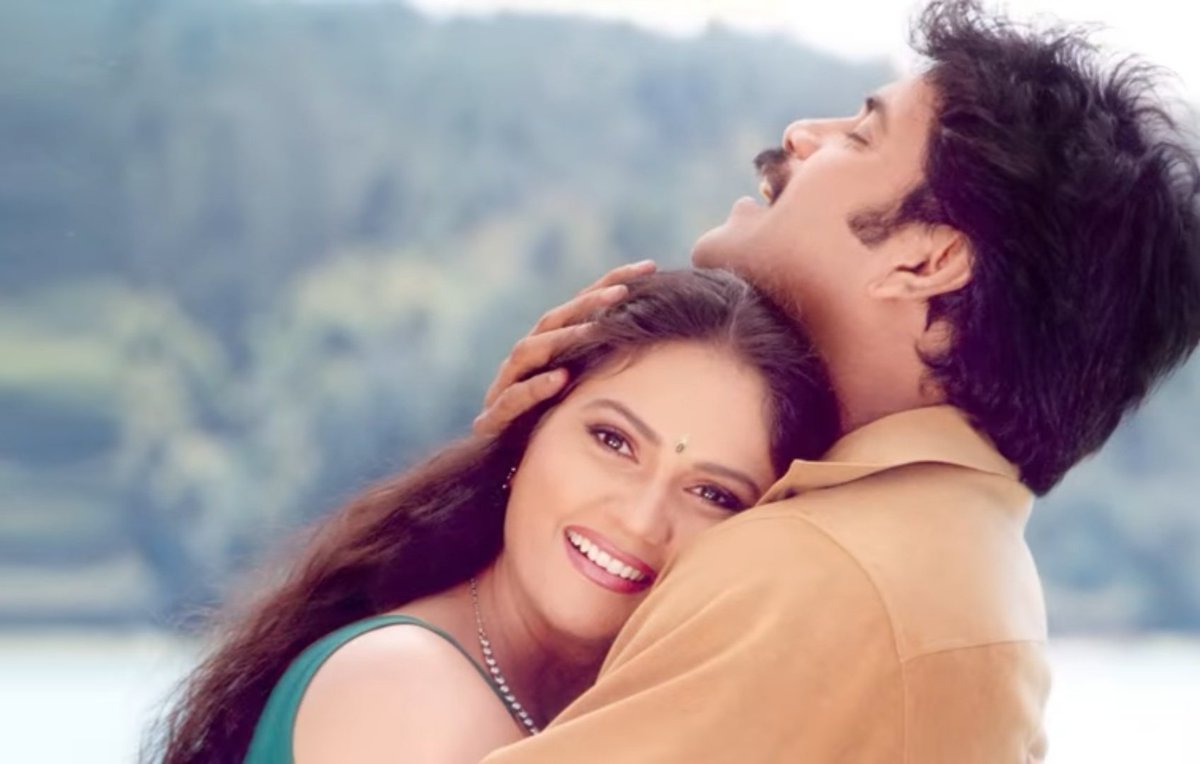 CineLoversTFI's tweet image. Your favourite song from this Super hit Album ? 
#Santosham Music composed by #RPPatnaik 

#18YearsForSantosham