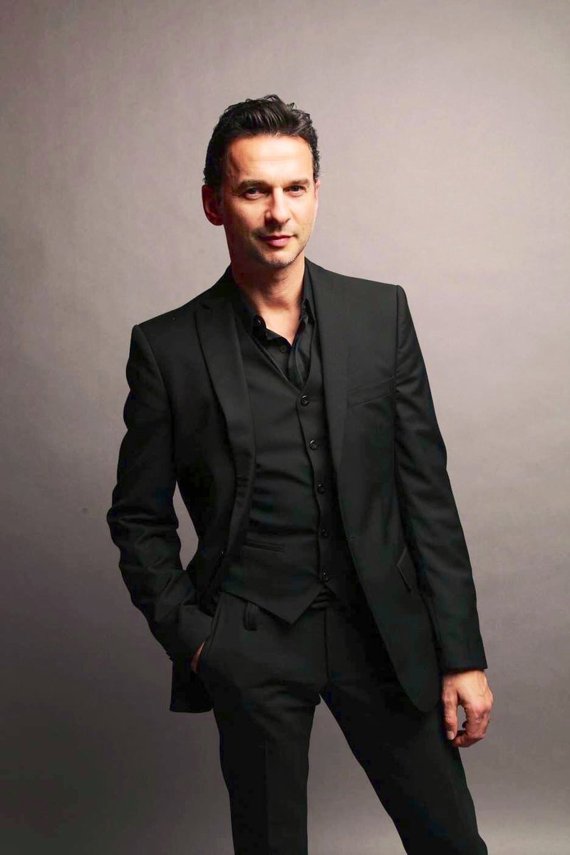 altclassicmusic's tweet photo. Happy 58th birthday to Depeche Mode‘s Dave Gahan. https://t.co/kbPOI5SJ1O