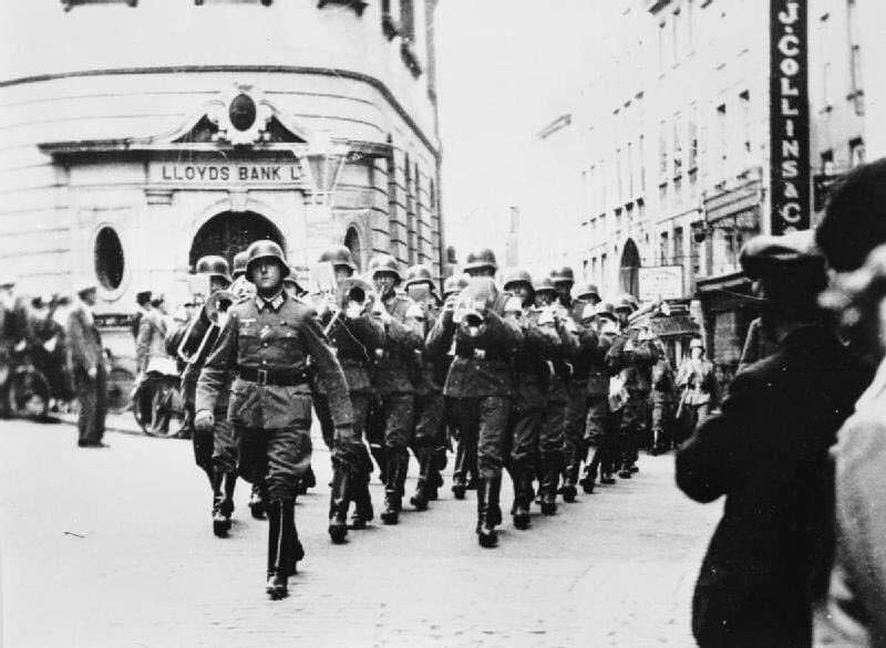 On my travels I learnt that freedom isn’t free. If you have it you don’t think about it, when you don’t it’s the most precious thing in the World. It’s won back by sacrifice and love. Whether war or COVID-19 honour the sacrifice by building the future based on love. #Liberation75