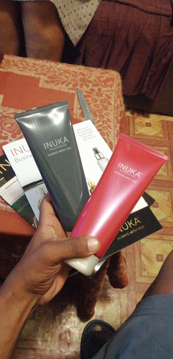 mathibe_azola's tweet photo. #PEtwitter R120 cash on delivery for the lotions . You can get it today . Come on now 🤗 also making deliveries today for next week . What can I get you https://t.co/ifJWStHrBk