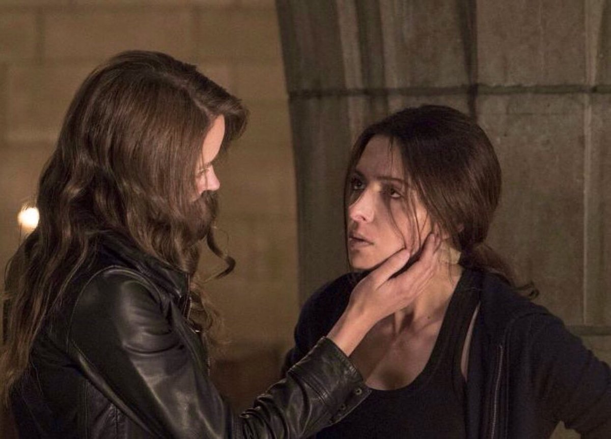 Mary42286299's tweet photo. How I wish they have a fairy tale ending.
#POI
#shoot
#rootandshaw https://t.co/1ZEEivKeTE