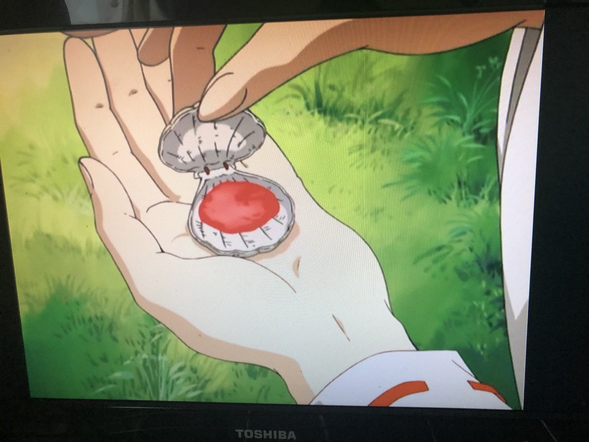 O Xrhsths かれくわ 桑名江沼在中 Sto Twitter 娘ちゃん貝の器に入った紅を差すと変化するのかな アニメオリジナルだったと思うけど昔犬夜叉が桔梗にお母さんの形見の貝の器に入った紅を渡してたなぁってふと思った 関係無いと思うけど な なんかな 偶然