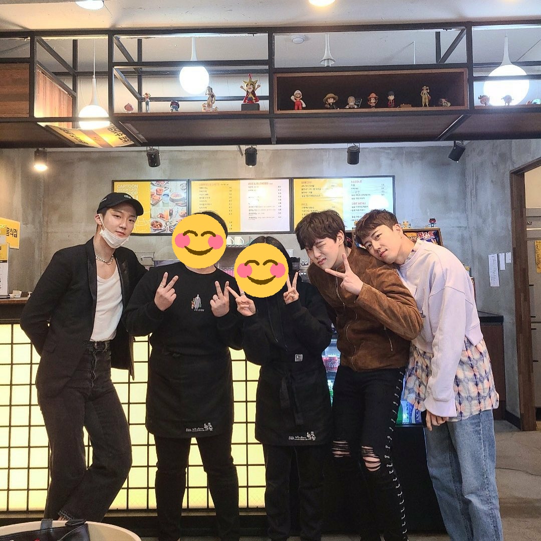 VIINIarchive's tweet photo. 200509 놀숲 강남역점 인스타그램
https://t.co/uDI5IjQI2W

#VIINI #비니 #권현빈 #KwonHyunBin https://t.co/kFamaMzyXa