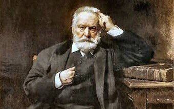 'Hiç kimse vazgeçilmez değildir. Ve hiç kimse kendini vazgeçilmez sanan biri kadar aptal değildir.' - Victor Hugo