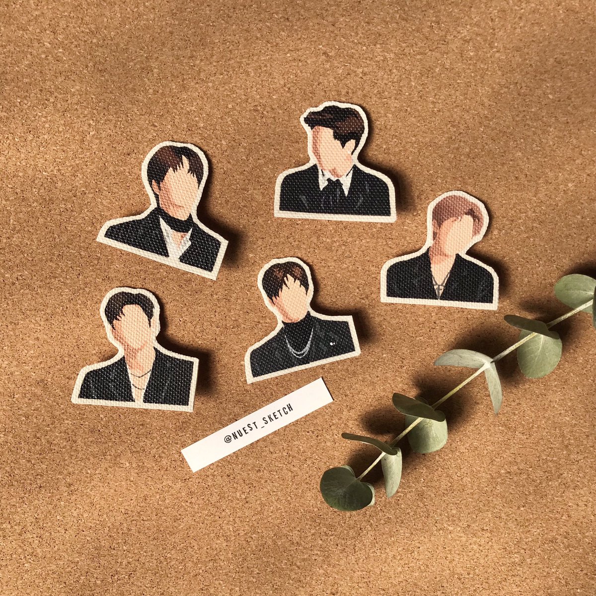 nuest_sketch's tweet photo. NU'EST 2019 PROFILE PHOTO
.
#NUEST #뉴이스트 #JR #아론 #백호 #민현 #렌 https://t.co/jCFngXbRPm