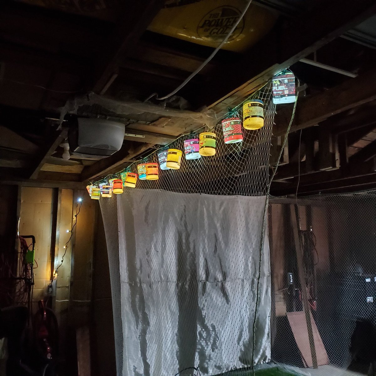 GFuelEnergy's tweet photo. 200iQ interior design 👏😤🧠 @bobquay420 https://t.co/j6Rqbm3e3V