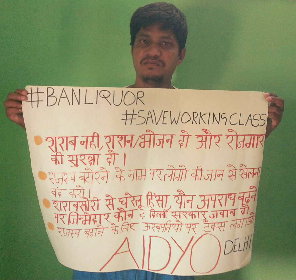 SmarttySid's tweet photo. @ArvindKejriwal @CMODelhi 
#banliquor
#saveworkingclass
#providejobbanliquor https://t.co/zlKPWZMaFg