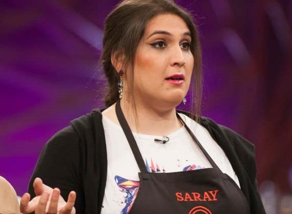 TSanchisG's tweet photo. El sindicato de @CCOO denuncia el "maltrato" a Saray en @MasterChef_es y pide que se emitan unas disculpas públicas. #CCOO #MasterChet #Saraymasterchef #Disculpas https://t.co/3cFhTl4RGp