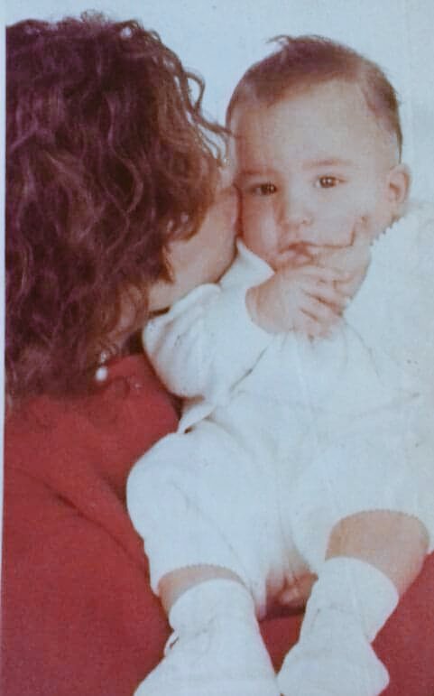albaluciaparamo's tweet photo. @LuciaMendezOf 🙋🙏👸💛💙❤😍 https://t.co/XfnY8kgxKw