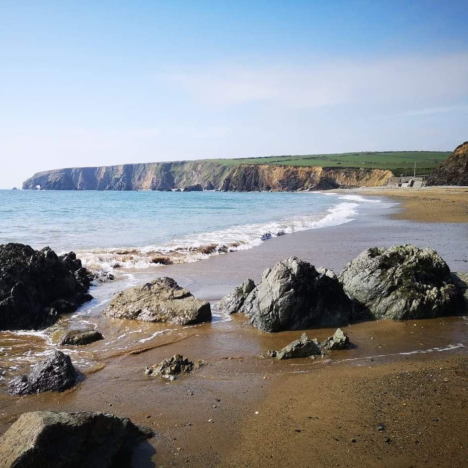 The ocean can lead us to the calm we all need 🌀☀️🌊 #kilfarrasy #coppercoast #waterford #ireland #irelandsancienteast #nature #travel #tourism #whenwecantravelagain #staysafe #stayhome #stopthespread