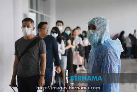 #COVID19 : Singapore's Ministry of Health preliminarily confirmed 753 new cases, tally at 22,460

#COVID19 #PKPB #CMCO #DisiplinMalaysia #SelfDiscipline