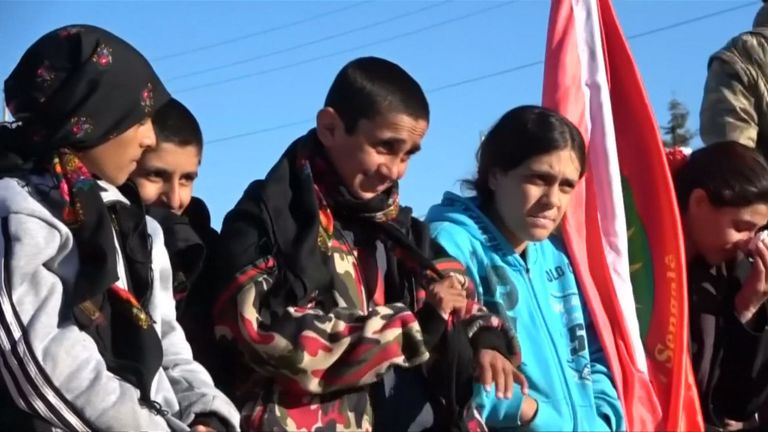 docuterror's tweet photo. 40,000 #Yazidi, mainly Women & Children were Trapped in 2014 by #daesh #ISIS at #MountSinjar. No-One Came to their Aid. Shame on The World. #Genocide #EthnicCleansing https://t.co/DV5O2atFnc