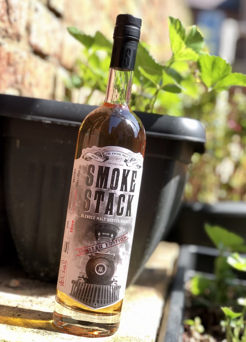 jwbassman_'s tweet photo. Damn you @TheWhiskyWire and your @TweetTastings! This @VintageMaltWhis #SmokeStackWhisky has just arrived 😊🥃👍 https://t.co/VCdqxafMbl