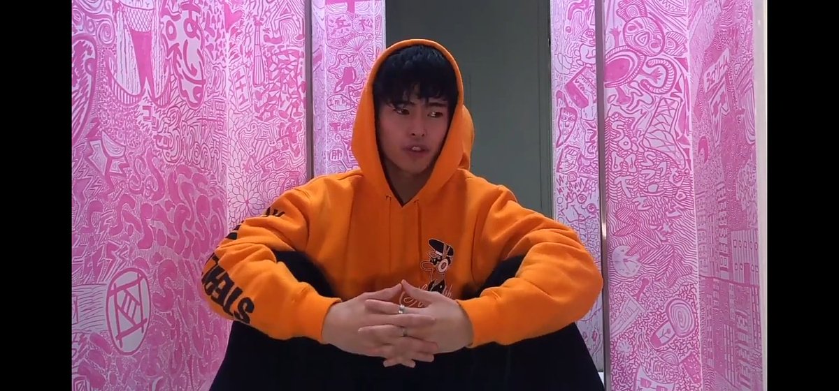 Caarreenngg's tweet photo. Your Tagalog really improved a lot Humi 😊

FUMIYA Q&amp;Avlog
@fumfumfum3 https://t.co/ZQ2b2oaCg6