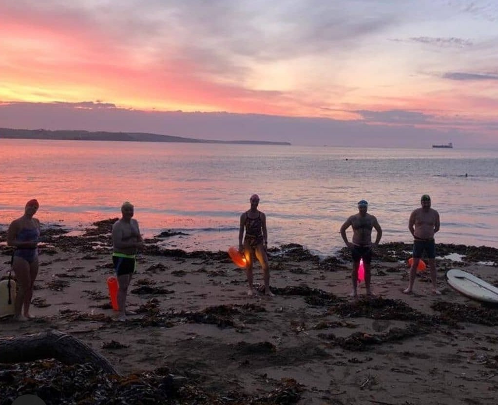McCorryStuart's tweet photo. We had an amazing 5.30am swim this morning in Myrtleville for @PietaHouse  #DIL2020. If u need help please Freephone 1800274274. #hope #love #understanding . Thanks for the pic @JulieMcCallCOTM. https://t.co/HDEPyseoLl