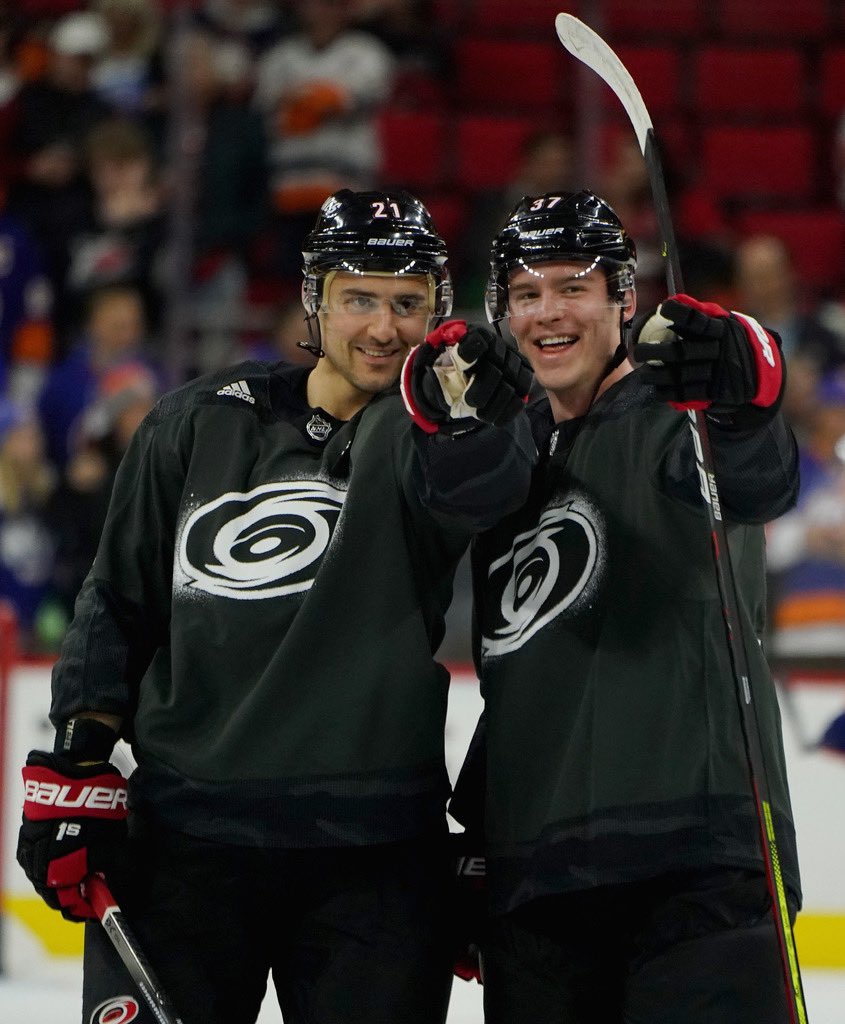 thelnino22's tweet photo. Hey👋 Corona 🦠 it‘s time to leave us alone! 🔜🏒🥅 #StayHealthy https://t.co/bHKieG6nZz