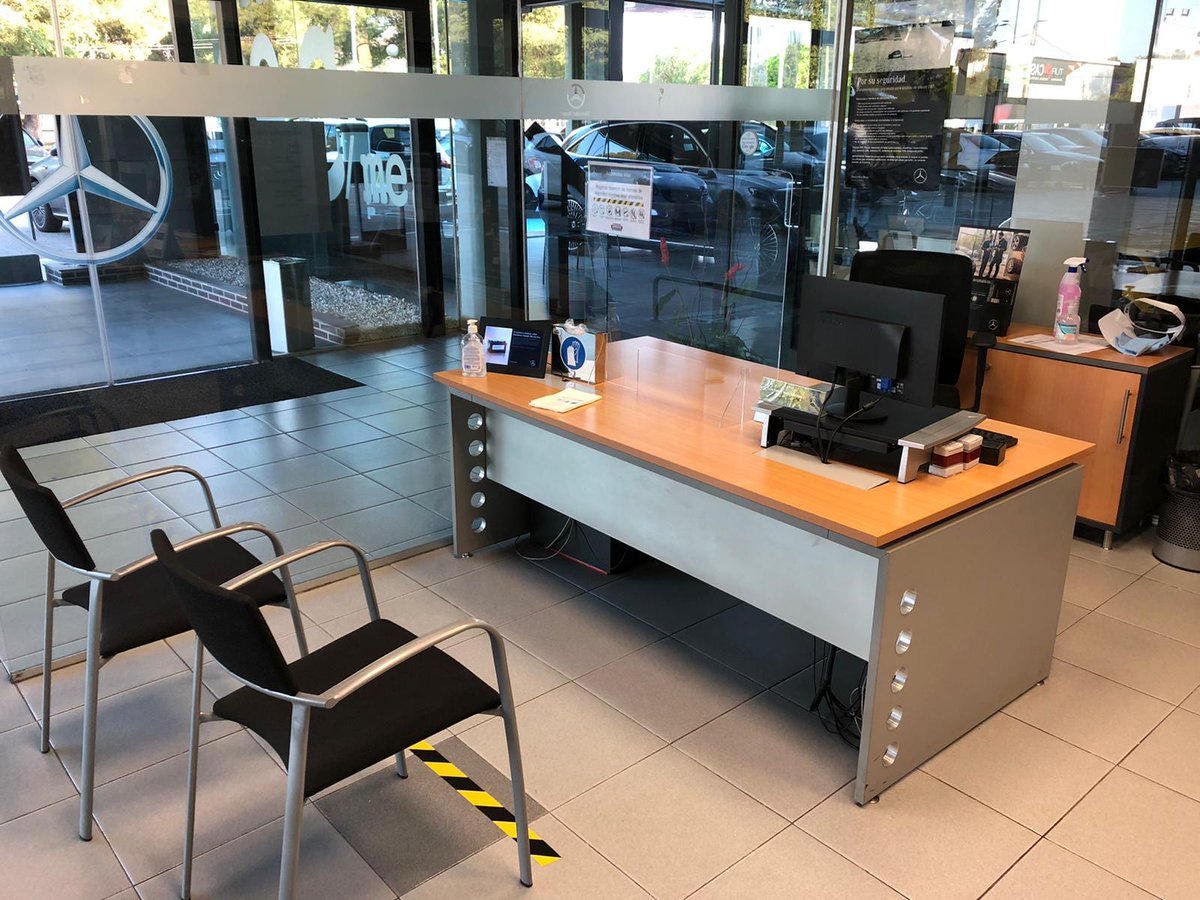 MB_Albacete's tweet photo. Seguimos con nuestra #CITAPREVIA para poder atenderos en nuestras instalaciones. Os iremos informado de las medias que hemos adoptado

A la hora de recoger su vehículo, se lo entregaremos desinfectado hasta el mando 🔑🚗, en una zona segura
#AutomóvilesVillar #MercedesBenz #smart https://t.co/jM94Rx1jnh