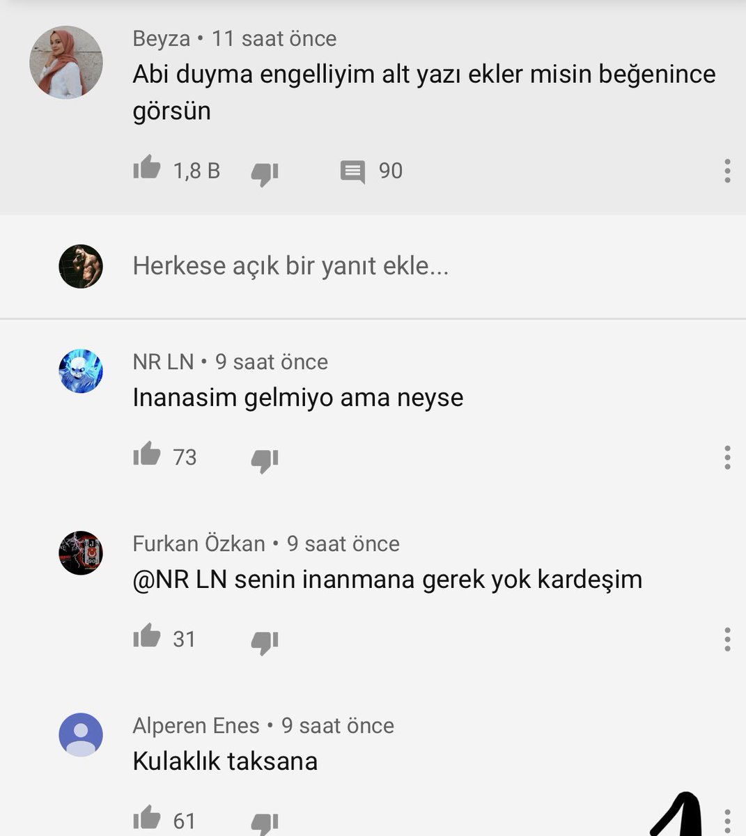 Kız duyma engelliyim diyor, biri de kulaklık taksana yazmış :d sosyal medyada çok garip insanlar var sjdjdjdjhj