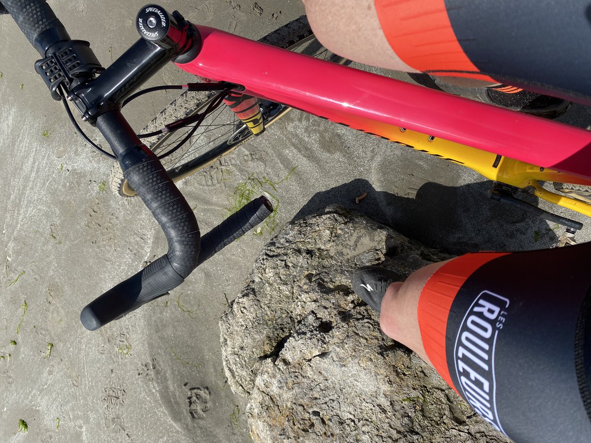 5km radius means St Anne’s and the beach CX loop can be part of an exercise spin. Learning to turn corners, brake and go down sections again #turbo #cx #cycling