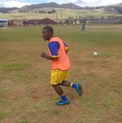 LebajoaTebalo's tweet photo. #QachasnekLMPS attacking midfielder Molefi Mohau told me that his dream is to play either
@BantuFc, @LioliFootball, #LCSFC or #MatlamaFC... Mohau told Lesotho footbal authority should send coaches all over the country to scout talent....
⚽️⚽️⚽️⚽️ https://t.co/3DOqL68M0n