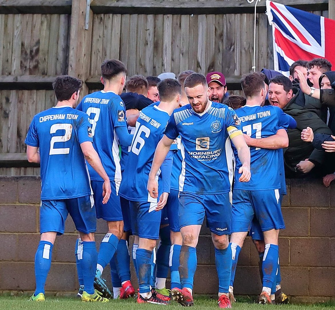 ChipTownFC's tweet photo. At 3pm this afternoon, we're going LIVE on YouTube with another edition of our #FullMatchReplay..
We take a look back to when the #Bluebirds faced @StAlbansCityFC from February this year..
#BlueArmy ๐ https://t.co/1dxAKRTAoW