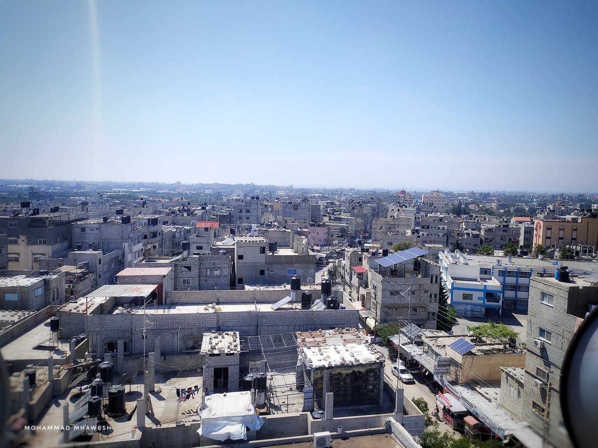 MohMhawesh's tweet photo. ⁦➡️⁩⁦🇵🇸⁩A photo of Maghazi Refugee Camp in the Gaza Strip, where 29,000 people live in this camp
📸mohammad mhawesh
 #IsraeliCrimes #ApartheidIsrael #Gaza  #Palestinians #FreeMays  #PalestineNotForSale  #GazaStripl  #FreePalestine #Act4Palestine #EndtheSiege  #Endtheblockaid https://t.co/sXzGv4rx5w