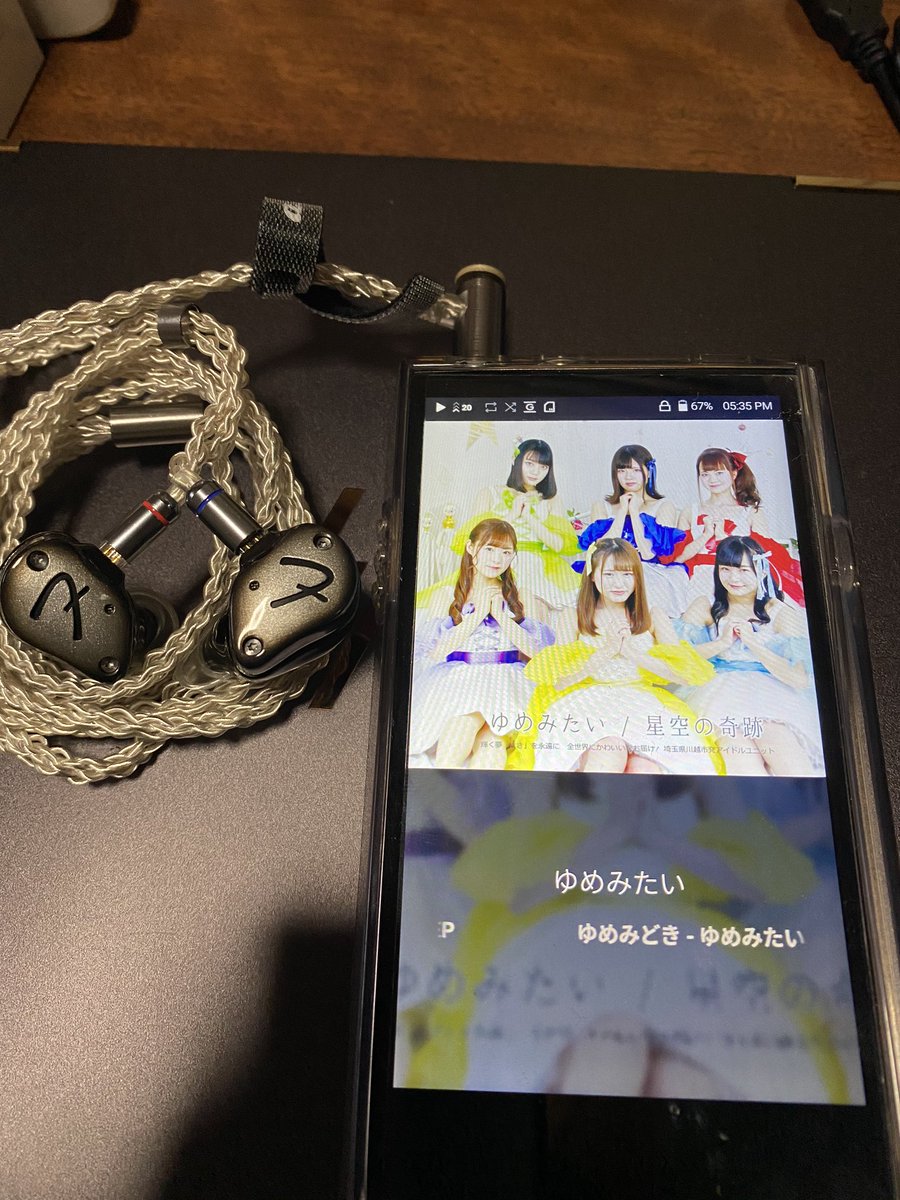 masapirochan86's tweet photo. ゆめみどきの新しい音源買ったから、
聴いてるなう。早くライブ出来る様になると良いね。
#ゆめみどき
#SE100
#TEN5 https://t.co/C6rPlvGmoa