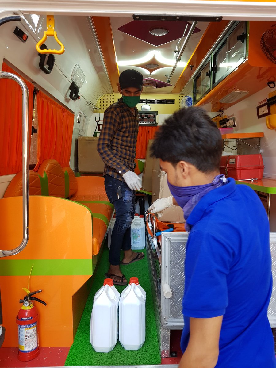anjali_damania's tweet photo. Dear Donors

Today we at @CitizenT4ce
@VITspeaks sent the following aid to St George Hospital
100 PPE 
200 N95
500 litres of Sanitizer https://t.co/tIcbowwrUI