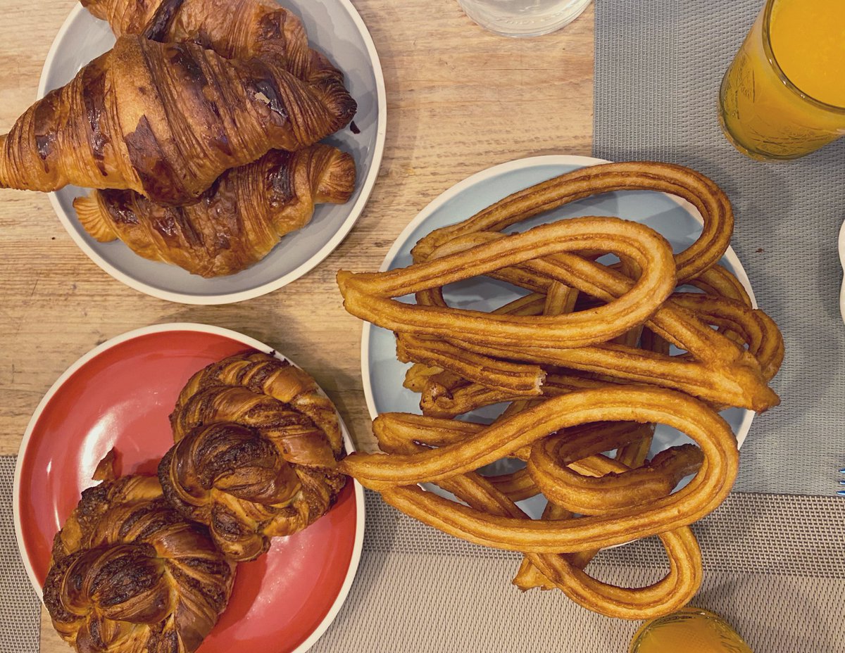 Los amigos de #Mayoma han vuelto a la carga. Los mejores churros de Madrid ya están en casita ;-)