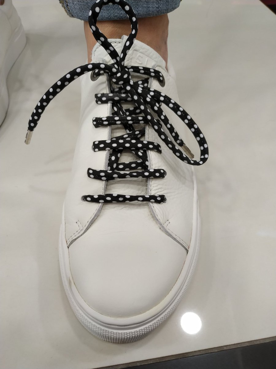 texas_jeans's tweet photo. Hoy mi chica estrena los cordones de SLIWILS ¿a que molan?
#texashombre #texasjeans #texas #texasmoda #igersvillarreal #vilareal #villarreal #stylmen #menwear #moda #modahombre #menstyle #fashion #sliwils #cordones #primaverano #springsummer https://t.co/9MFlgjiJug