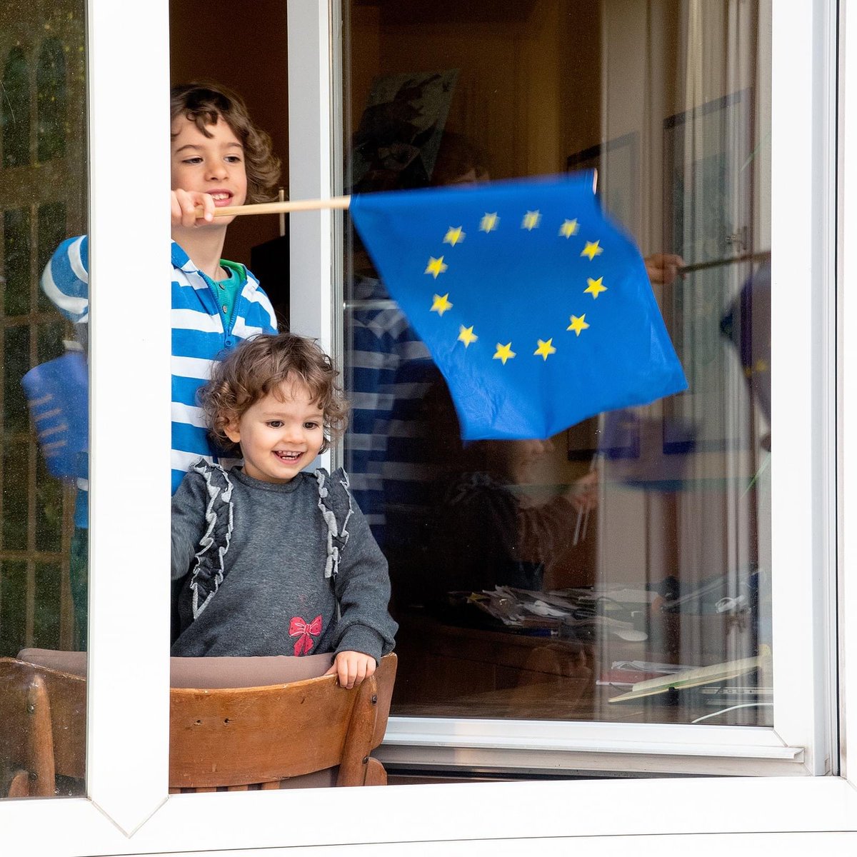 InnovamentisEU's tweet photo. BUONA FESTA DELL'EUROPA! 🇪🇺 ❤️ 
L'Unione europea, non ha rappresentato solo integrazione ed unione nella diversità dei popoli, ma significa ancora oggi per ciascuno di noi.. la Pace ! https://t.co/JIUPBL03Jp